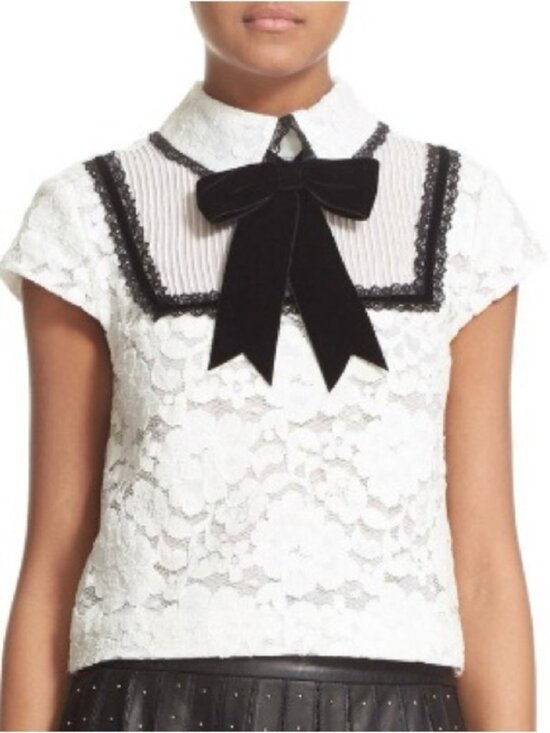 Alice + Olivia Tops - Alice + Olivia Venetta Shirt Lace Pintuck Bow Cap Sleeve Top Collar White Size 6